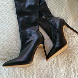Sexy Black Leather Heeled Boots✨